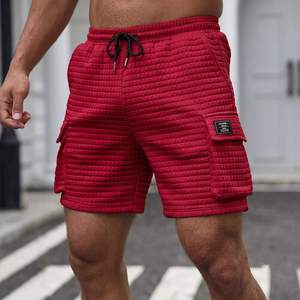 Shorts cargo en velours côtelé rouge pour homme, taille à cordon de serrage, poches avant avec logo, style décontracté, respirant, taille mi-haute - Product Image 1