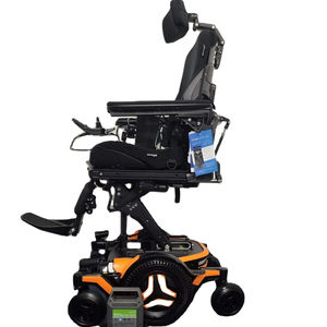 Les plus demandées : Nouvelles ciseaux à cheveux M3 R-net Corpus avec siège de 12 pouces, P-e-r-m-o-b-il, inclinaison électrique et réglage des pieds - Product Image 1