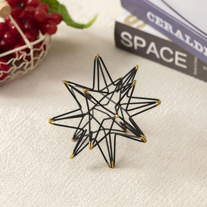 Escultura de Estrella Negra, Esfera Decorativa con Detalles Dorados, Adorno Artístico Moderno para Mesa, Sala de Estar, Oficina, Estante, Hogar - Product Image 4