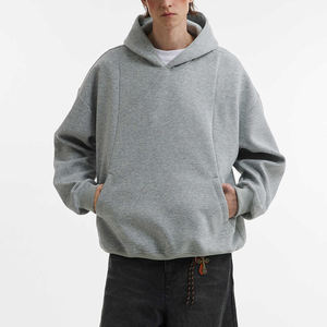 Survêtements personnalisés pour femmes, grammage lourd 500 GSM 350 GSM, en molleton polyester/coton, avec broderie, comprenant un sweat à capuche oversize et un short - Product Image 4