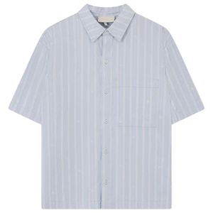 Chemise Homme Rayée à Manches Courtes Boutonnée Décontractée Légère Tissée Rayures Verticales Fourniture en Gros OEM - Product Image 1