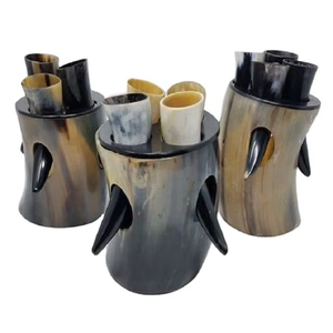 Juego de Cuernos Vikingos 100% Hechos a Mano, Ecológicos, Cuernos de Búfalo Pulidos para Beber Miel, con Soporte, Forma Natural, Decoración para el Hogar, REHMAN CRAFT - Product Image 1