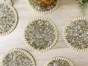 Sous-verre promotionnel rond en perles motif papillon, avec logo personnalisé, pour la décoration de table lors d'événements - Product Image 4