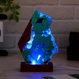 Lampes de table et supports de lampe en bois de manguier avec résine époxy transparente, fabrication sur mesure OEM, vente en gros |   Aqdus Saleem Inde - Product Image 4