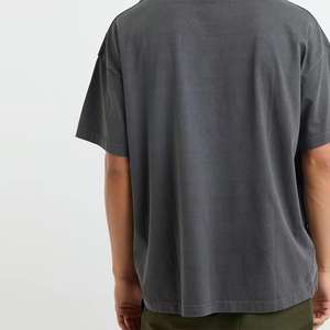 เสื้อยืดโอเวอร์ไซส์ลายกราฟิกพิมพ์ดิจิทัลแบบดรอปโชว์เดอร์ สั่งทำเสื้อยืดพิมพ์ลายตามแบบของสหรัฐอเมริกา เสื้อยืดฟิตเต็ดสำหรับผู้ชาย เสื้อยืดพิมพ์ลายด้วยเทคนิค DTG - Product Image 5