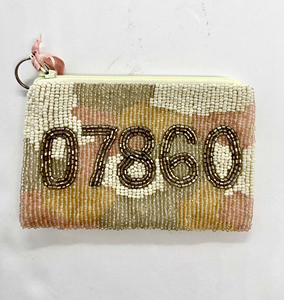 Porte-monnaie perlé personnalisé avec code postal, mini portefeuille pochette personnalisé pour la ville natale |   Toile brodée en coton, cadeau pour les voyageurs - Product Image 1