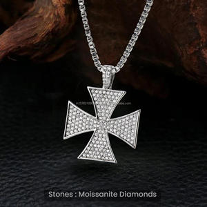 จี้เครื่องประดับดีไซน์เนอร์สไตล์ฮิปฮอปสุดหรูหรา พร้อมดีเทลแบบ Iced Out - Product Image 1