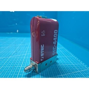 Contrôleur de débit massique HORIBA STEC SEC-4400MC-MK3-SUC-772 d'occasion, pièces d'équipement semi-conducteur de génération précédente - Product Image 3