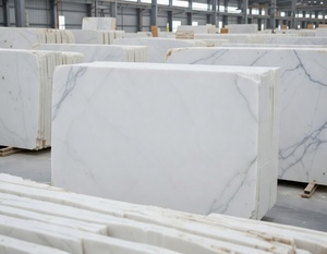 Bloques de Mármol Blanco de Vietnam para Azulejos de Baño Elegantes y Pisos Interiores, Superficie Pulida Duradera, Material de Piedra Natural - Product Image 2