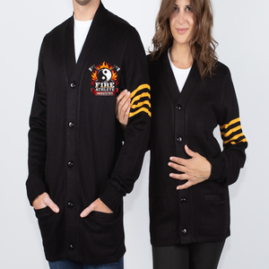 Suéter Personalizado con Diseño Americano de 1938, Tejido y Bordado, Color NEGRO/DORADO - Product Image 1