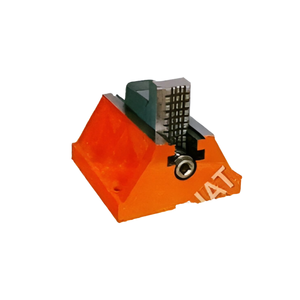 Plaques de face réversibles de qualité industrielle, mâchoires robustes, construction en acier haute résistance - Product Image 1