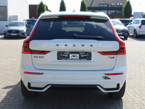 VOLVO XC60 2025 USADO, Híbrido, 398HP, 4 Cilindros, Euro6d, Fórmula de Ruedas 4x2, 2 Ejes, TRANSMISIÓN AUTOMÁTICA, VOLANTE A LA IZQUIERDA - Product Image 3