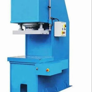 Presse hydraulique à colonne unique DIVINE MACHINERY SOLUTION pour plastique recyclé 60 tonnes - Product Image 2