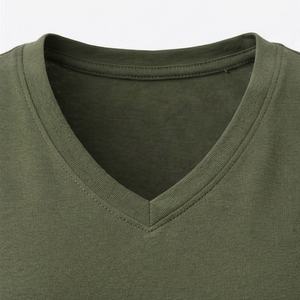 เสื้อยืดคอกลมแขนสั้นผ้าซาตินโพลีเอสเตอร์สำหรับผู้หญิง ระบายอากาศได้ดี คุณภาพสูง สีและโลโก้สั่งทำได้ ใส่สบายๆ - Product Image 4