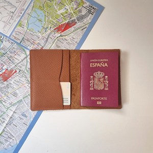 Cartera de Viaje Delgada de Cuero Genuino Personalizada con Bloqueo RFID, Funda Protectora para Tarjetas, Ecológica, Abierta y Corta PTH-0101 - Product Image 6