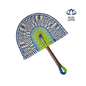 Éventail en jonc de mer écologique et durable DISPONIBLE |   Ensemble d'éventails naturels tissés à la main de haute qualité - Product Image 1