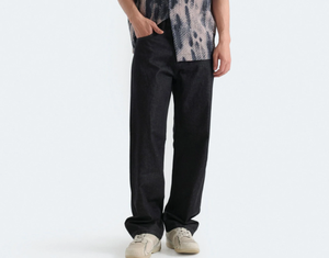 Jean en denim tissé léger et respirant pour homme, taille mi-haute, coupe ample, jambe large, décontracté, idéal pour l'été - Product Image 1