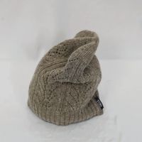 Bonnet d'hiver en laine biologique durable |   MONECO Source Éthique Laine de Mouton Sans Cruauté |   Chaussettes plates respirantes ajustables pour femmes