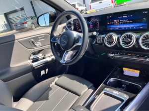 Mercedes-Benz AMG GLA 35 Sport Utility 4D Usado, Año 2025 - Product Image 4