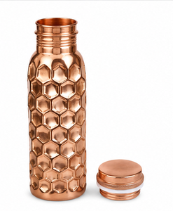 Bouteille d'eau en cuivre pur gaufré nid d'abeille 1000 ml, faite à la main, anti-fuite, réutilisable, vente en gros OEM - Product Image 6