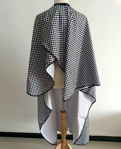 Capes de Barbier de Qualité Supérieure, Cape de Salon Imperméable, Légère, Moderne, Élégante et Confortable pour la Coiffure - Product Image 4