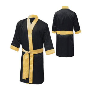 Robe de boxe longue de haute qualité avec capuche, en coton et satin, pour l'entraînement et le MMA, type mannequin - Product Image 4