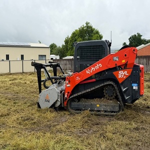 Chargeuse compacte Kubota fiable avec broyeur forestier à prix avantageux pour le défrichement commercial et le contrôle professionnel de la végétation - Product Image 1