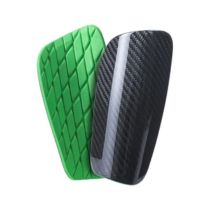 Protections de tibia pour le football, équipement de protection en PVC/fibre de verre/fibre de carbone, taille universelle pour un contrôle dynamique du mouvement au football - Product Image 2