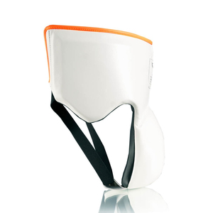Protège-guêtres de boxe en cuir respirant et durable blanc avec ligne orange, logo personnalisé pour les compétitions, toutes tailles disponibles - Product Image 2