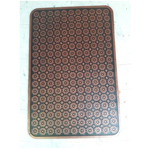 Tapis en caoutchouc robuste pour base de machine, anti-vibration et protection du sol pour usines, disponible à la vente - Product Image 1