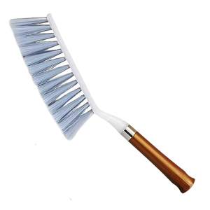 Brosse de nettoyage à poils longs en polypropylène, idéale pour le nettoyage des tapis, des sièges de voiture, des lits, des canapés, des rideaux, des tapis de sol et des tissus d'ameublement. - Product Image 3
