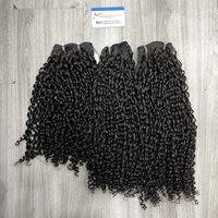 Choix privilégié pour cheveux bouclés : Extensions de tissage de luxe en cheveux humains vierges Remy, traités à la vapeur, 100% cheveux humains vietnamiens, 100g, sans traitement.