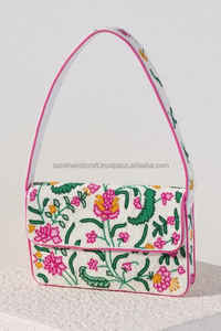 Nouveau design de sac de style bohème brodé à la main pour femmes de fête et de soirée - Product Image 2