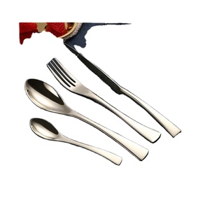 Juego de Cubiertos de Acero Inoxidable para Uso Doméstico y en Restaurantes que Ofrece un Brillo Duradero y una Experiencia Gastronómica Elegante - Product Image 1