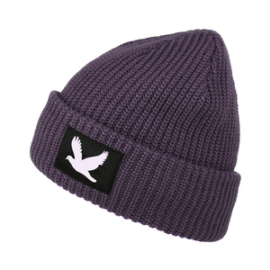 Bonnet en acrylique tricoté de haute qualité avec logo personnalisé, teinture unie, chaud, respirant, imperméable pour la plage et les voyages - Product Image 4