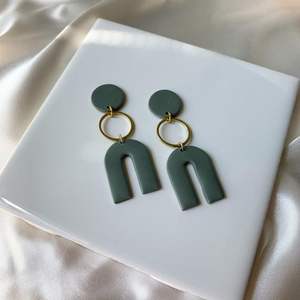 Handmade Designer <b>Resin</b> <b>Earrings</b> Artistic Craftsmanship Luxury Finish Durable Material Modern Fashion Styling Jewelry Findings - Product Image 5