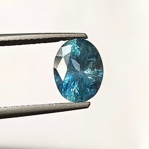 Aigue-marine naturelle bleue Santa Maria, taille ovale, 1,75 carat, pierre précieuse facettée non montée - Product Image 1