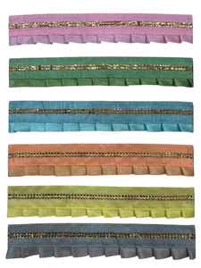 Encaje dorado de alta calidad ideal para bordes de sarees, lehengas, estilismo de vestidos y calzado. - Product Image 2