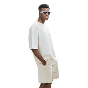 Conjunto de Ropa de 2 Piezas para Hombre de Alta Calidad al por Mayor, Etiqueta Privada Personalizada, Camiseta y Pantalones Cortos de Corte Holgado, Color Marrón Beige, Ropa de Verano - Product Image 4