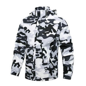Chaqueta Cortavientos con Capucha y Logotipo Personalizado para Hombre, Impermeable y Resistente al Viento, para Aventuras al Aire Libre - Product Image 1