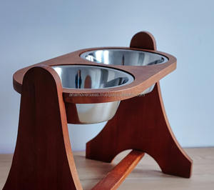Support d'alimentation moderne en bois pour animaux de compagnie OEM avec bols antidérapants en acier inoxydable - Product Image 5