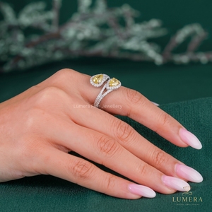 Bague de fiançailles ouverte en or 14 carats avec halo de diamants de laboratoire double poire, sur mesure pour femme - Product Image 3