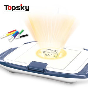 Haute qualité en plastique <span class=keywords><strong>projecteur</strong></span> conseil <span class=keywords><strong>dessin</strong></span> jouets éclairer traçage Pad peinture Art Machine conseil jouets <span class=keywords><strong>pour</strong></span> enfants - Product Image 1