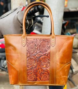 Fabricant de sacs en cuir véritable de qualité supérieure, sacs à main personnalisés avec logo, sacs de luxe pour ordinateur portable, sacs à bandoulière pour hommes et femmes - Product Image 5