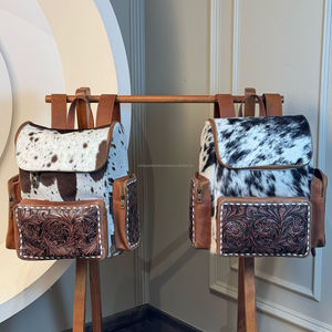 Patrón occidental Cuero de piel de vaca Tallado a mano Mochila elegante Mochilas escolares Unisex Hermosa bolsa de diseñador Bolsa de uso múltiple - Product Image 5