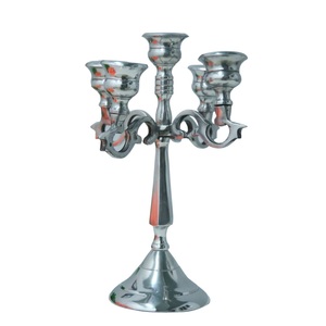 En gros, Candelabre en aluminium à 5 bras, finition argentée, porte-bougie en métal, élégant centre de table pour mariage et événements, décoration intérieure - Product Image 1