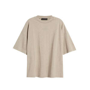 เสื้อยืดคอกลมแขนสั้นทรงปกติสำหรับผู้ชาย สีพื้น ผ้าฝ้ายถัก 100% ระบายอากาศได้ดี น้ำหนัก 220 กรัม พร้อมโลโก้ด้านหน้า - Product Image 5
