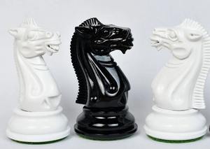 Juego de ajedrez soviético vintage de 1940 con piezas de ébano y madera de haya pintada, altura del rey de 4.0 cm, al mejor precio. - Product Image 5