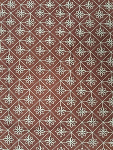 Tissu en coton marron rouille en gros avec motif géométrique crème, broderie florale Dori et travail de cordon 3D pour vêtements ethniques et occidentaux - Product Image 5