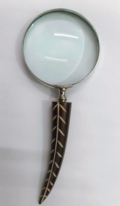 Loupe artisanale Faiza en corne de buffle sculptée à la main, avec poignée en résine antique, loupe ronde, objet de collection artistique - Product Image 3